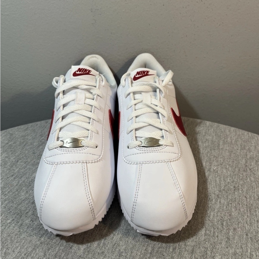 Nike Cortez GS White Red Blue Sneaker Size 7Y/Women 8.5 DM0950-115 - Picture 3 of 11